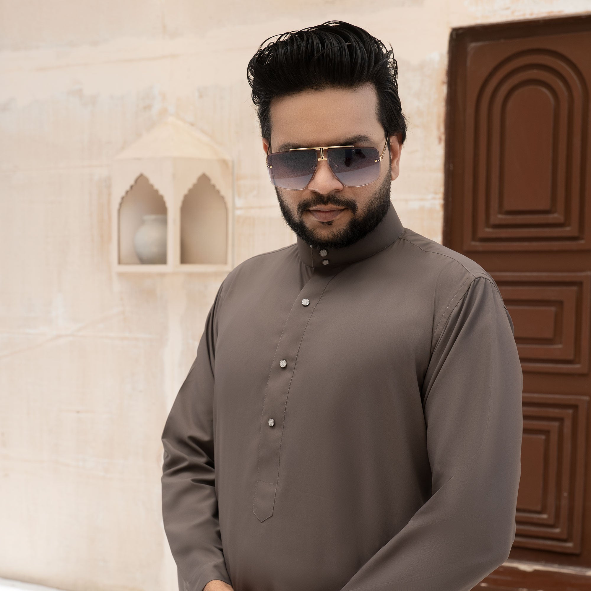 GREY-JUBBA